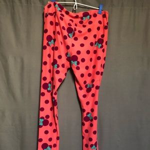 LuLaRoe leggings in light pink and black polka dot